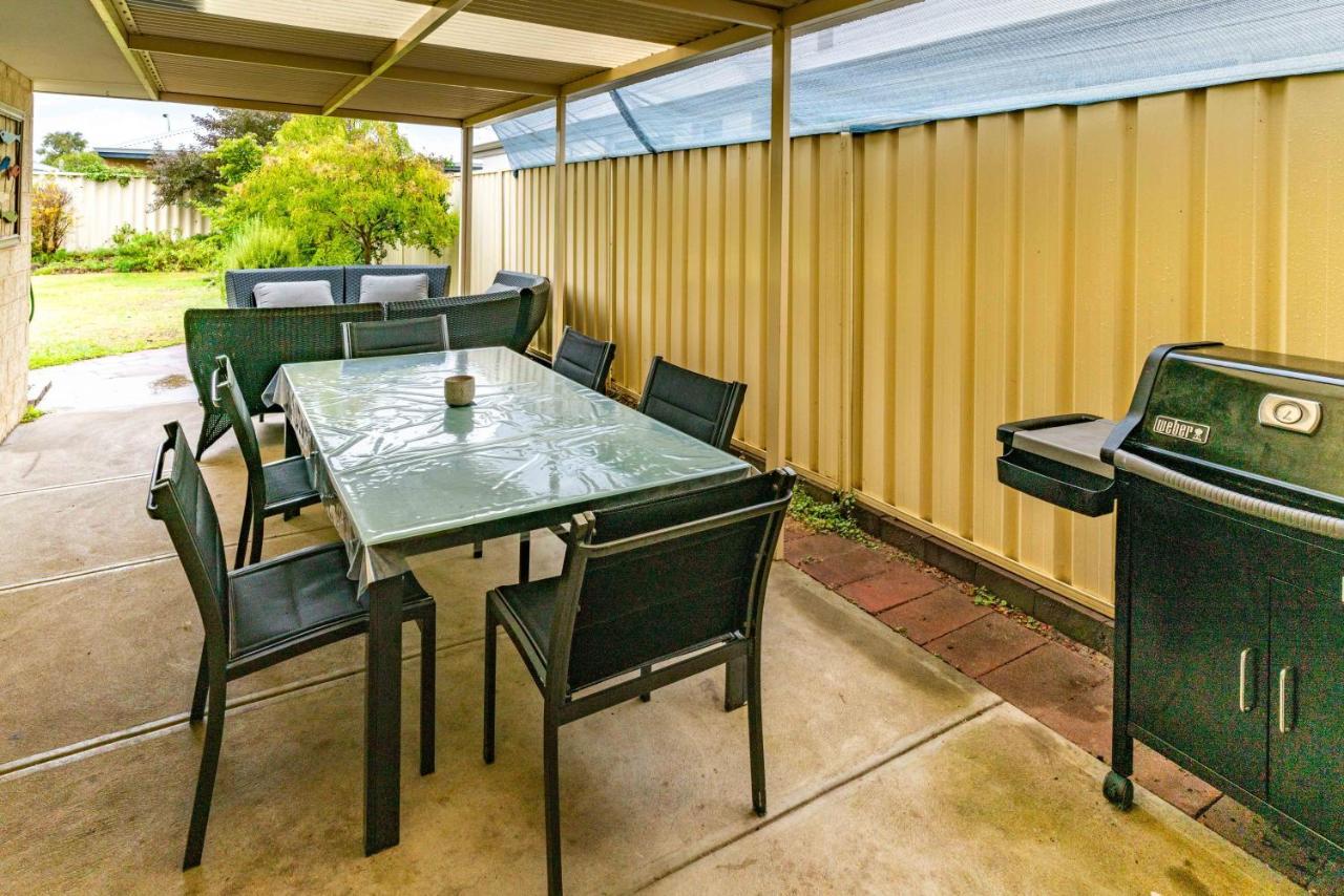 Indoyo Retreat Villa Busselton Exteriör bild